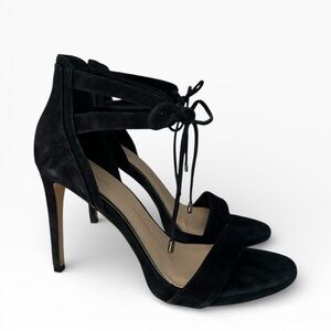 Gianni Bini Navy Heels